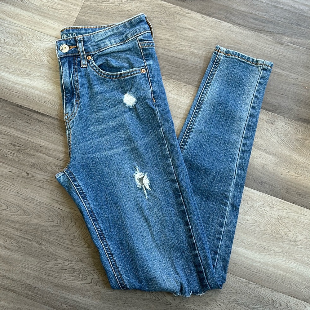 Wild Fable High Rise Skinny Distressed Women’s Jeans Size 2